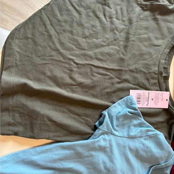 Six Wild Fable Crop Top Tees - Picture 2 of 9